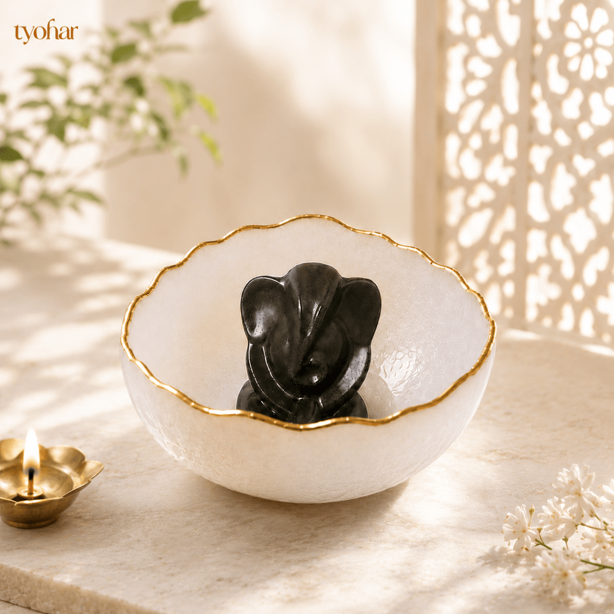 Pure Selenite Money Bowl with Gold Lining - Tyohar Store