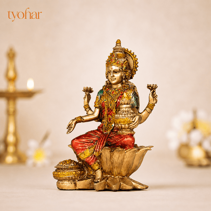 Antique Goddess Lakshmi Idol | Rustic Finish [7 Inch] - Tyohar Store