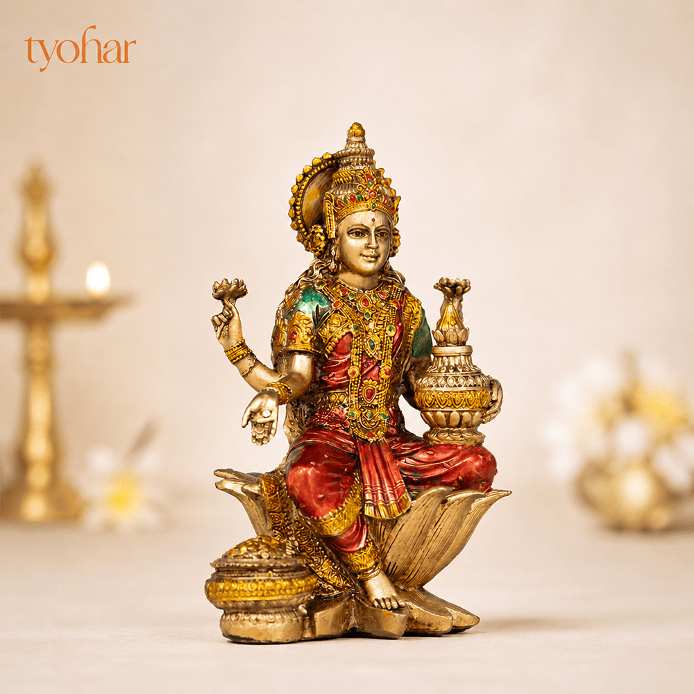 Antique Goddess Lakshmi Idol | Rustic Finish [7 Inch] - Tyohar Store